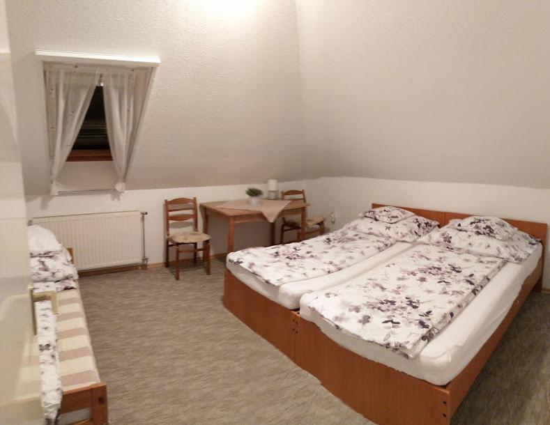 Foeveny Apartman Балатонудвари Екстериор снимка